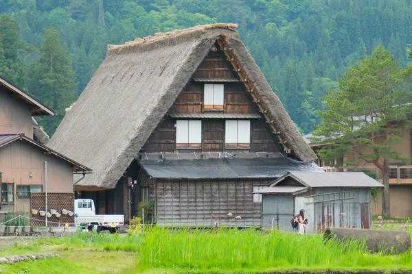 白川鄉合掌村-世界文化遺產-像極了薑餅屋