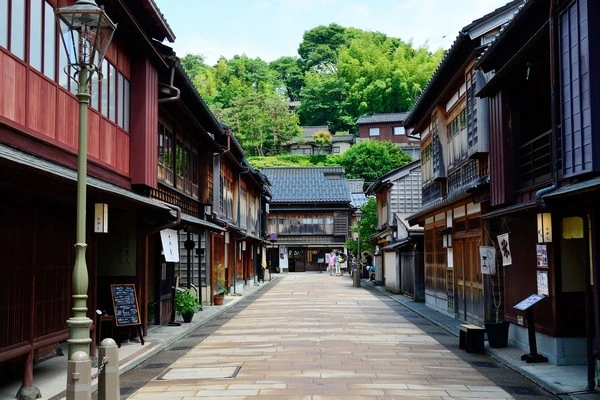 金澤東茶屋街-保留江戶時代茶屋文化的歷史街區