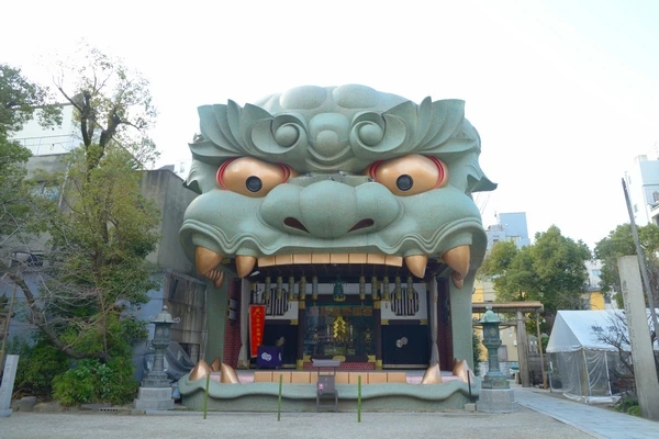 難波八阪神社-大阪特色景點-超巨大獅頭舞台,超好自拍打卡的網紅景點