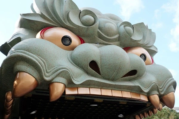 難波八阪神社-大阪特色景點-超巨大獅頭舞台,超好自拍打卡的網紅景點