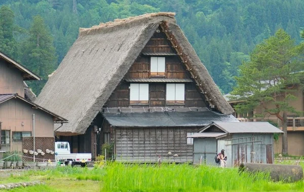白川鄉合掌村-世界文化遺產-像極了薑餅屋
